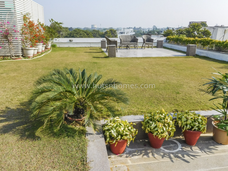 4 BHK Flat For Rent in Panchsheel Park