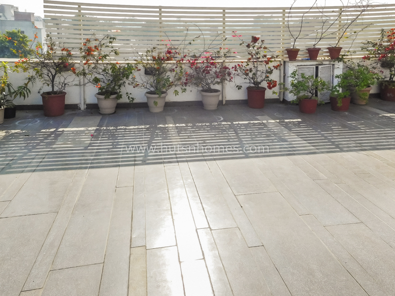 4 BHK Flat For Rent in Panchsheel Park