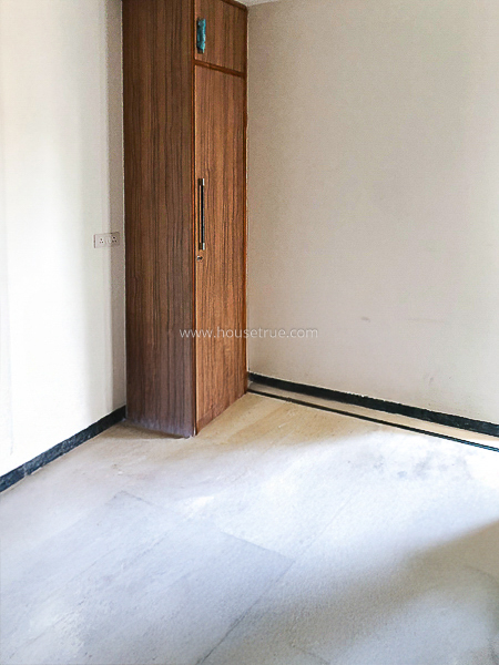 3 BHK Flat For Rent in Jangpura Extension