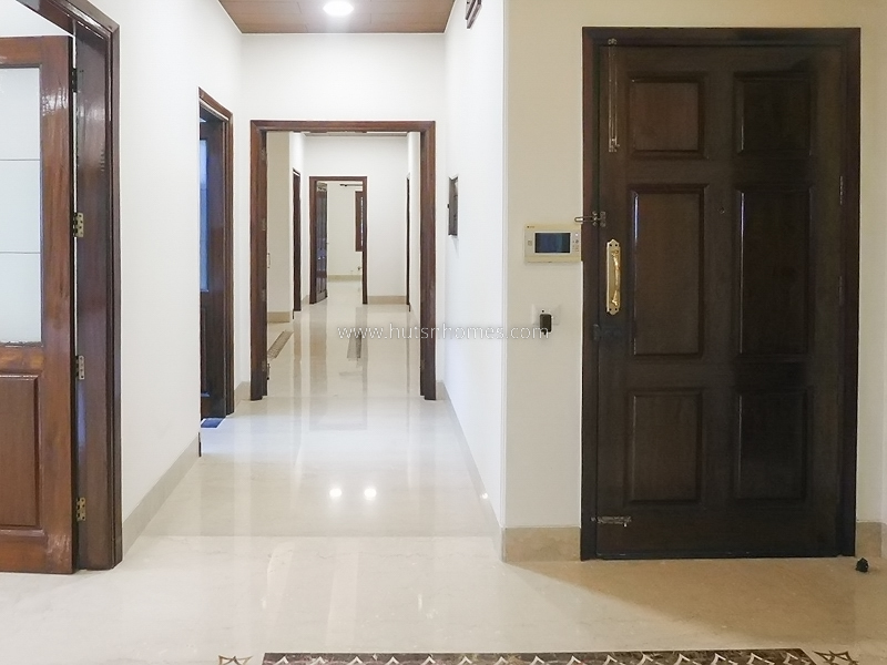 4 BHK Flat For Rent in Panchsheel Park