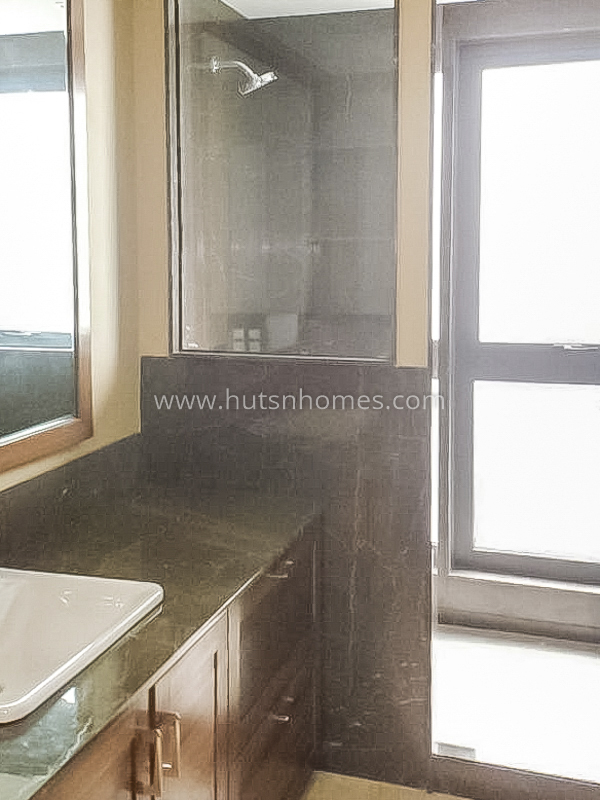 4 BHK Builder Floor For Rent in Panchsheel Park