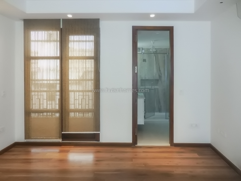 3 BHK Builder Floor For Rent in Green Park Extension