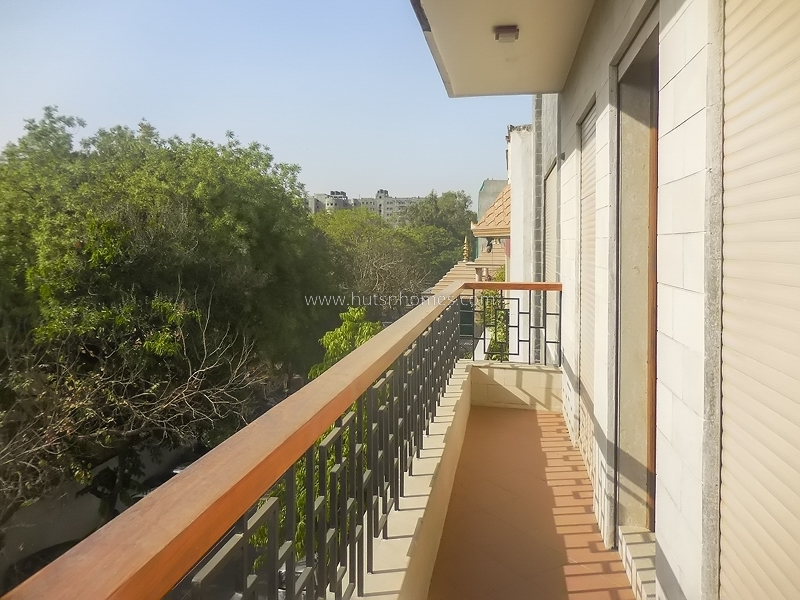 3 BHK Builder Floor For Rent in Green Park Extension