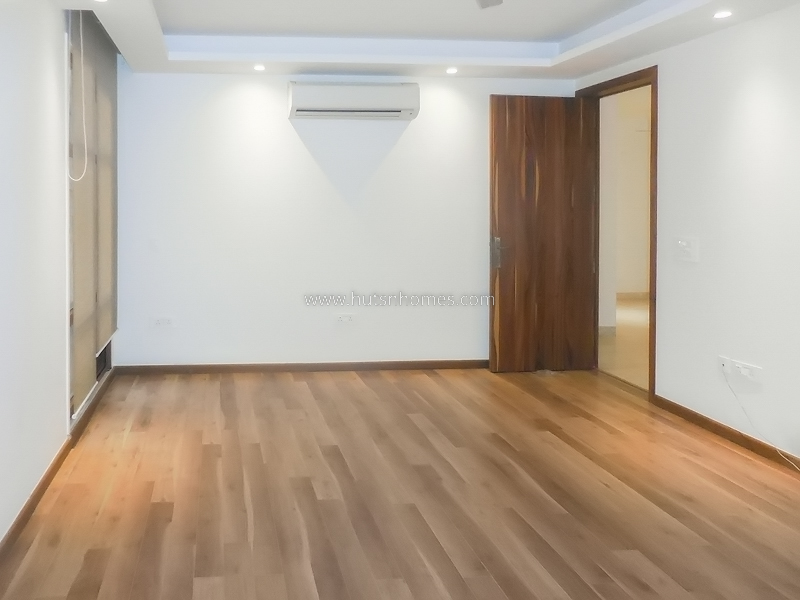 3 BHK Builder Floor For Rent in Green Park Extension