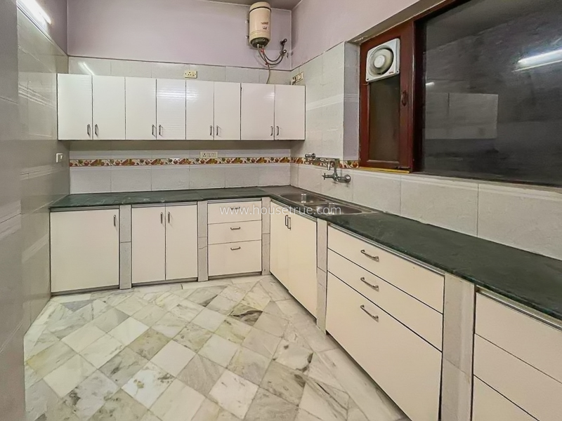 4 BHK Flat For Rent in Panchsheel Park