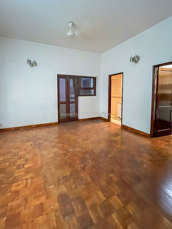 4 BHK Flat For Rent in Panchsheel Park