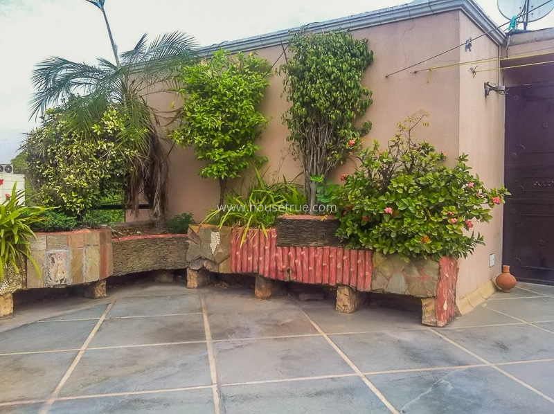 4 BHK Flat For Rent in Panchsheel Park