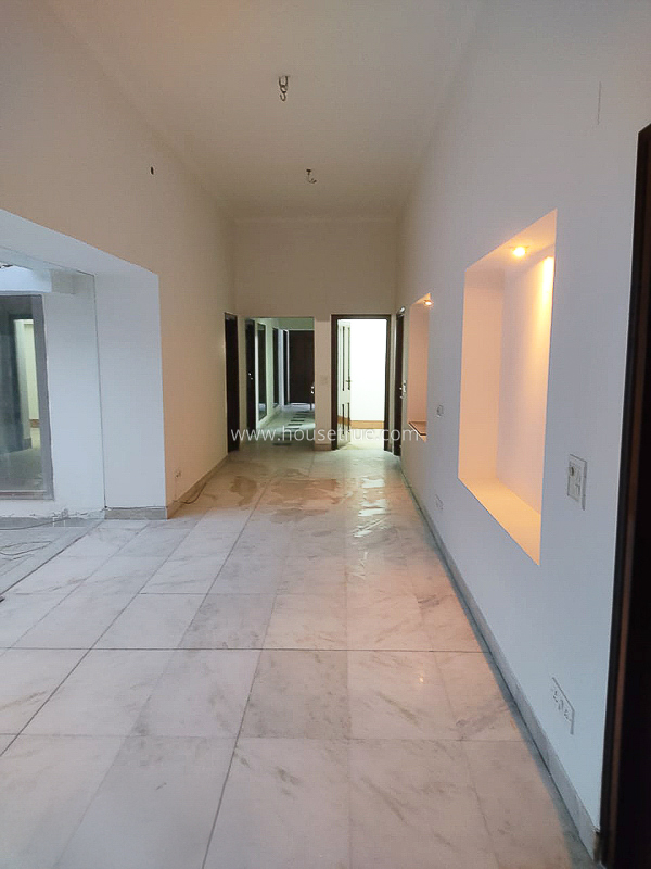 18 BHK House For Rent in Hauz Khas Enclave