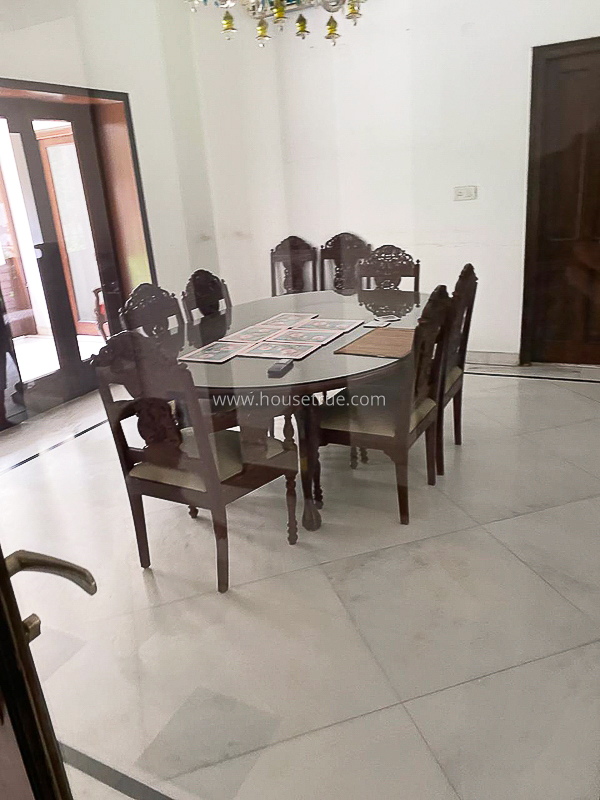 18 BHK House For Rent in Hauz Khas Enclave