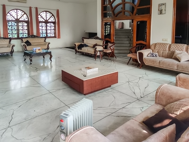 5 BHK Farm House For Rent in Vasant Kunj