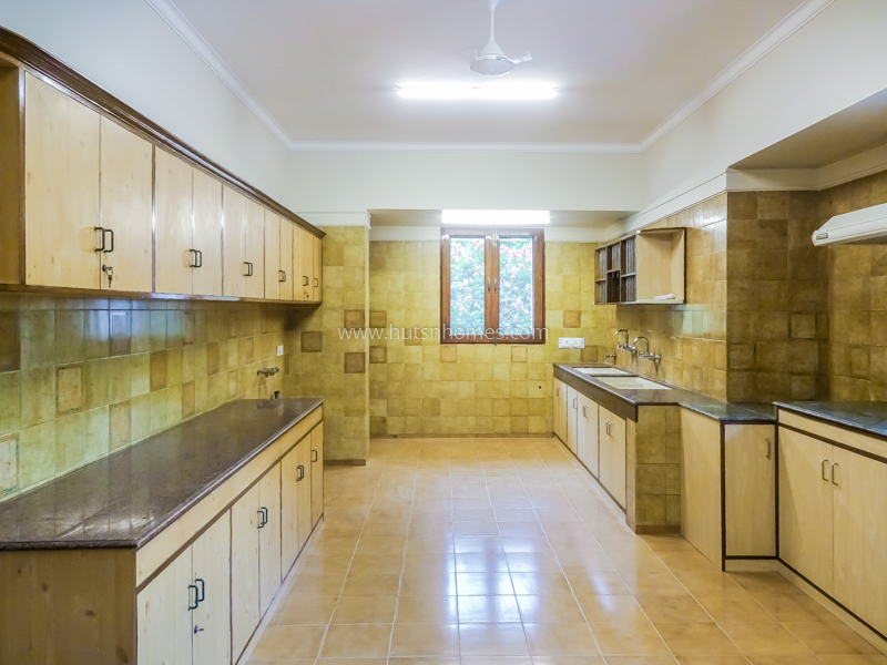 5 BHK Farm House For Rent in Sultanpur