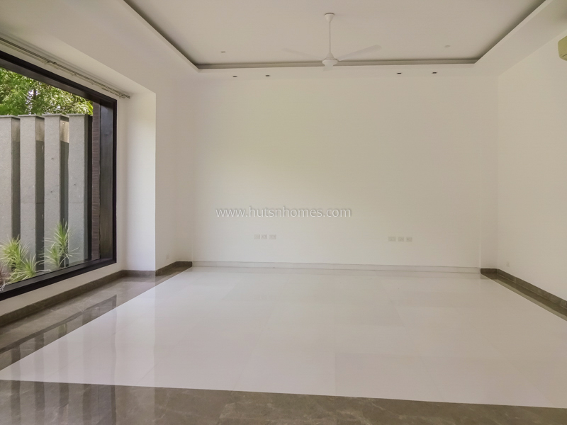 5 BHK Farm House For Rent in Gadaipur