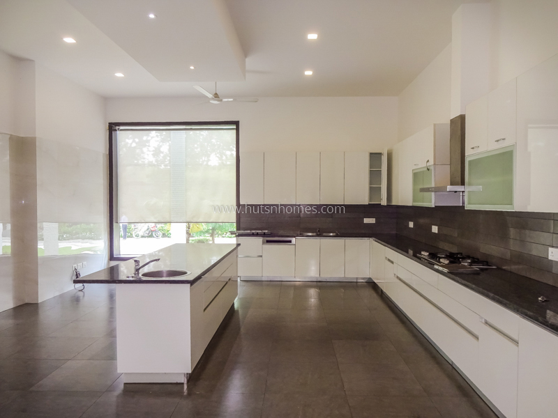 5 BHK Farm House For Rent in Gadaipur