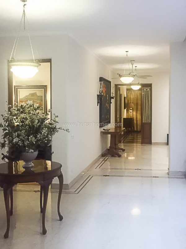 3 BHK House For Rent in Panchsheel Park