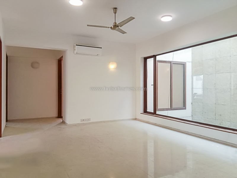 4 BHK Flat For Rent in Panchsheel Park