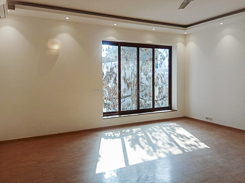 4 BHK Flat For Rent in Panchsheel Park