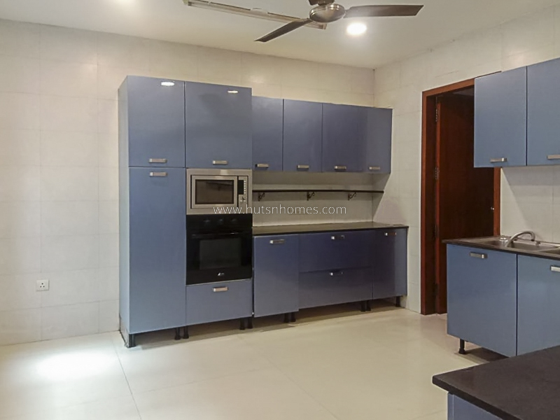 4 BHK Flat For Rent in Panchsheel Park