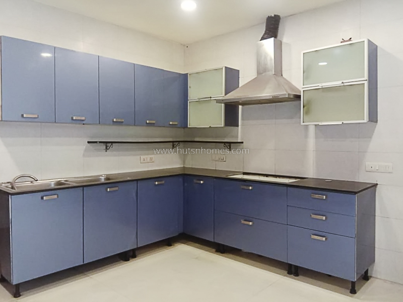 4 BHK Flat For Rent in Panchsheel Park