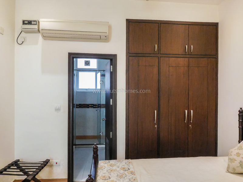 4 BHK Flat For Rent in Panchsheel Park