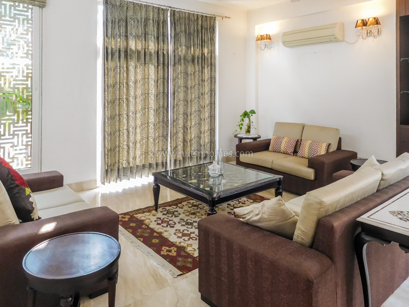 4 BHK Flat For Rent in Panchsheel Park