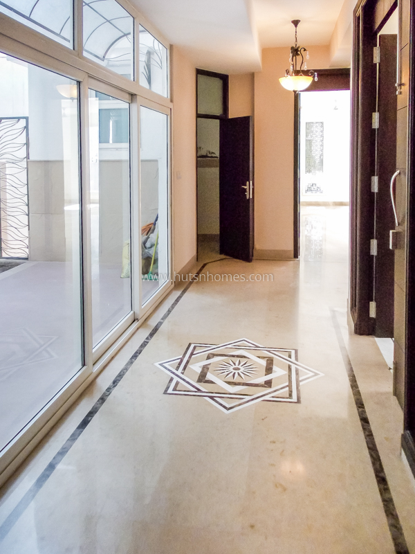 4 BHK Flat For Rent in Panchsheel Park