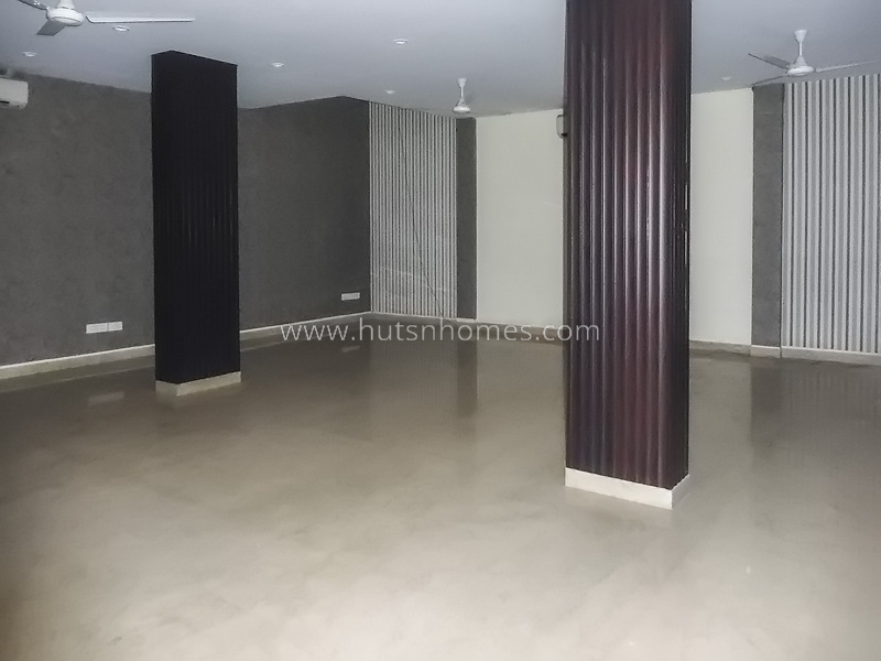 4 BHK Duplex For Rent in Panchsheel Park