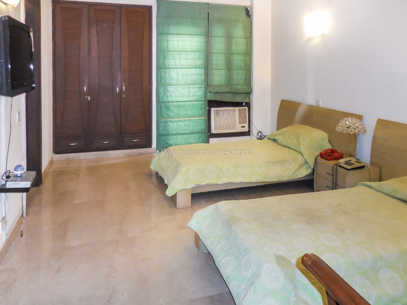 5 BHK Flat For Rent in Panchsheel Park