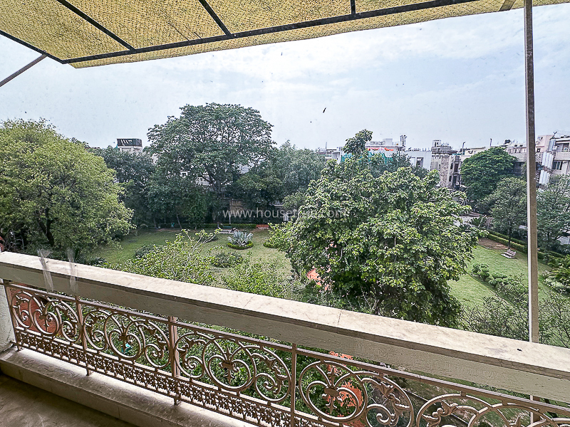 5 BHK Flat For Rent in Panchsheel Park