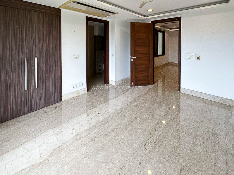 5 BHK Flat For Rent in Panchsheel Park