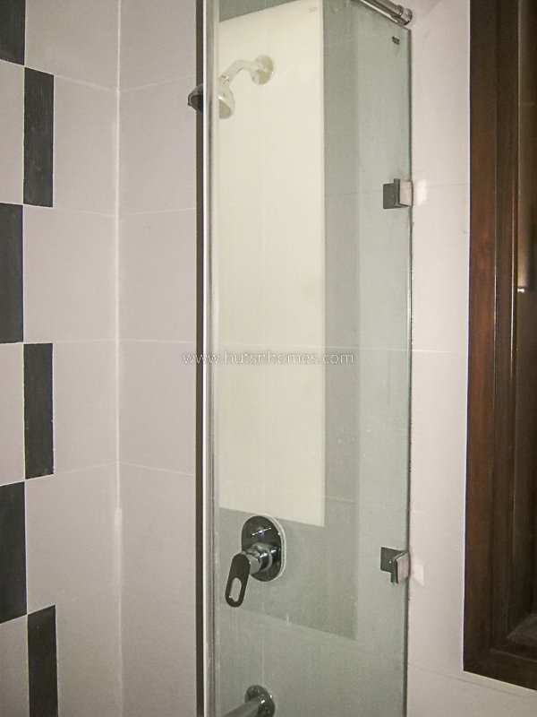 3 BHK Flat For Rent in Greater Kailash Part 1