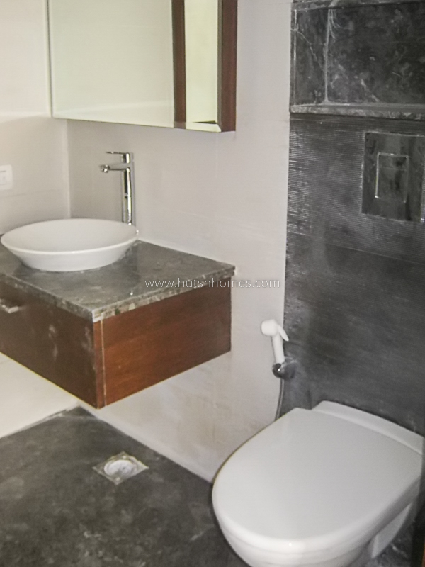 3 BHK Flat For Rent in Greater Kailash Part 1