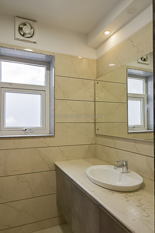 4 BHK Flat For Rent in Greater Kailash Part 2