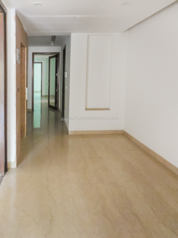 4 BHK Duplex For Rent in Panchsheel Park