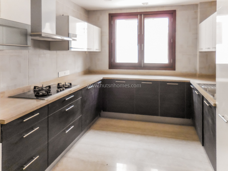 4 BHK Duplex For Rent in Panchsheel Park