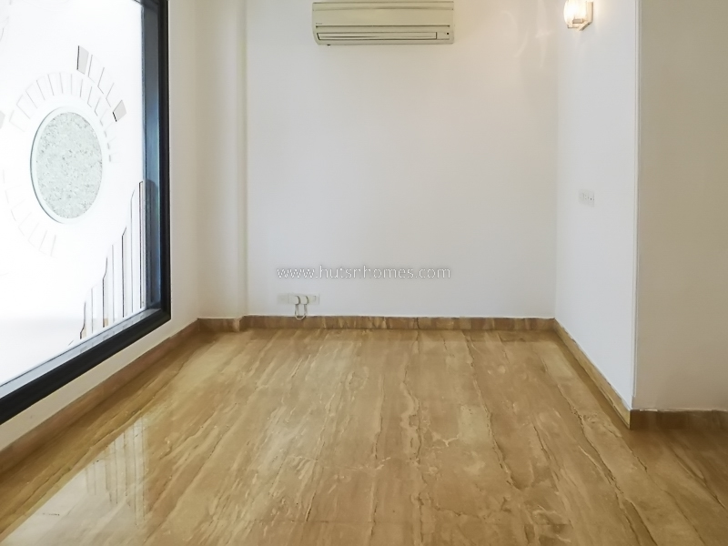 3 BHK Flat For Rent in Panchsheel Park