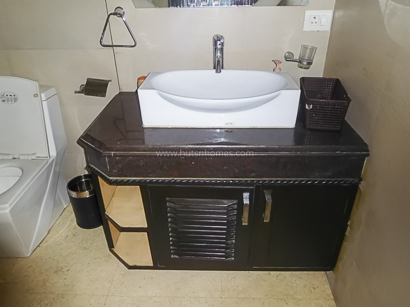 3 BHK Flat For Rent in Panchsheel Park