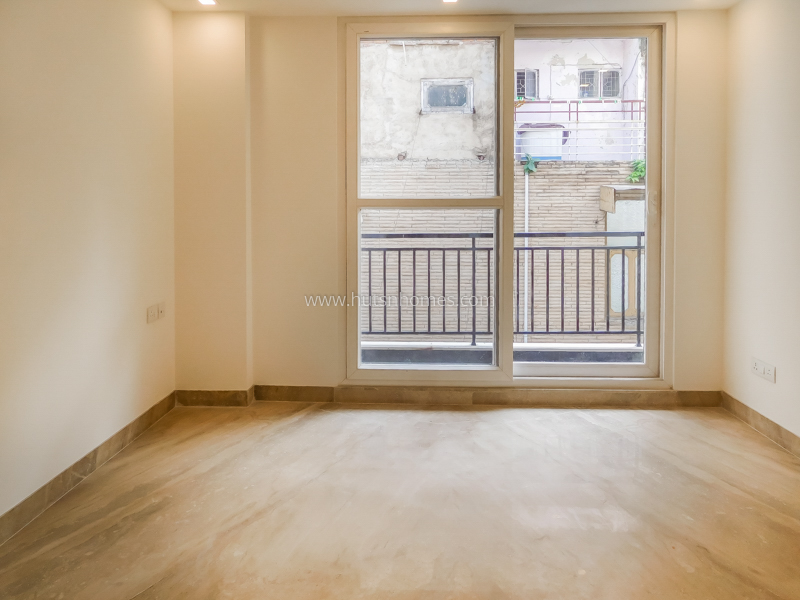 4 BHK Flat For Rent in Green Park Extension