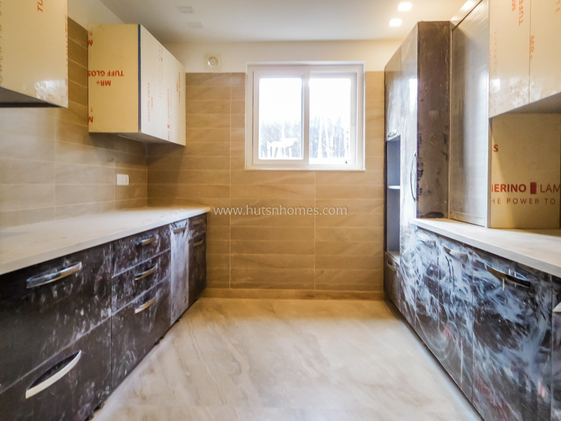 4 BHK Flat For Rent in Green Park Extension