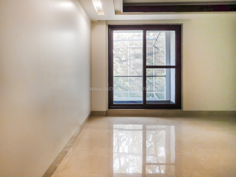 4 BHK Flat For Rent in Green Park Extension