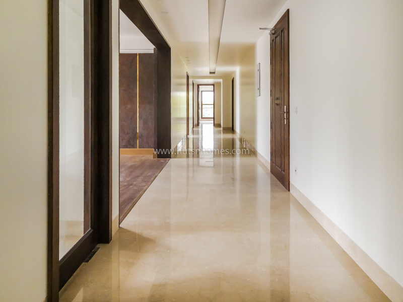 4 BHK Flat For Rent in Green Park Extension