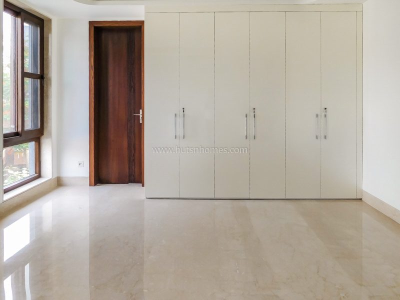 4 BHK Flat For Rent in Green Park Extension