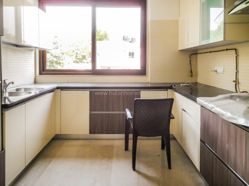 4 BHK Flat For Rent in Green Park Extension