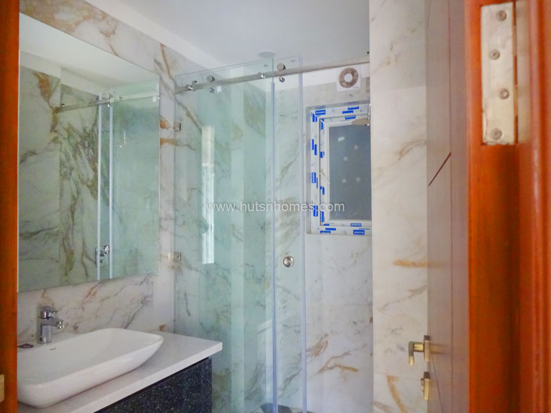 3 BHK Builder Floor For Sale in East Of Kailash