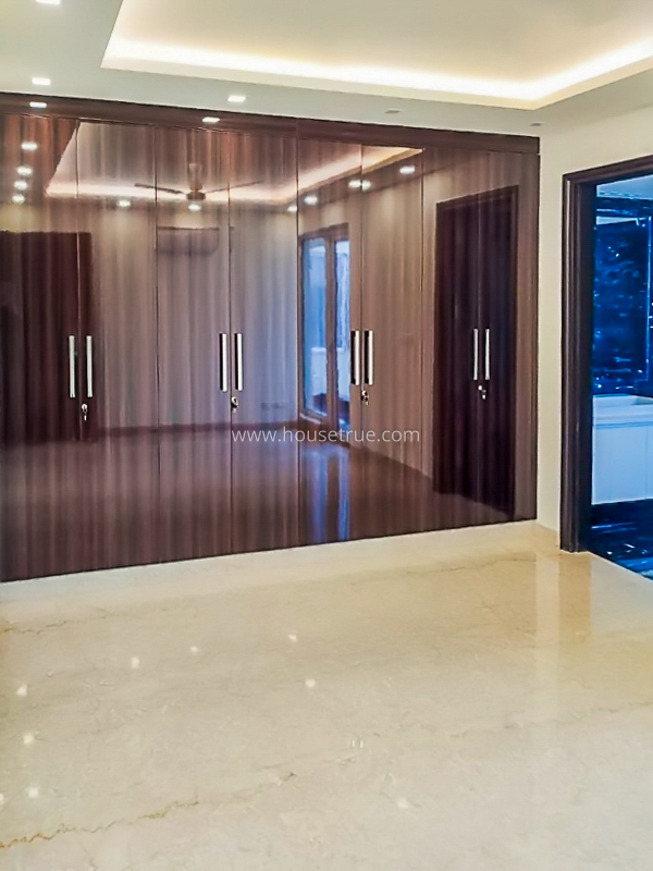 4 BHK Builder Floor For Rent in Safdarjung Enclave