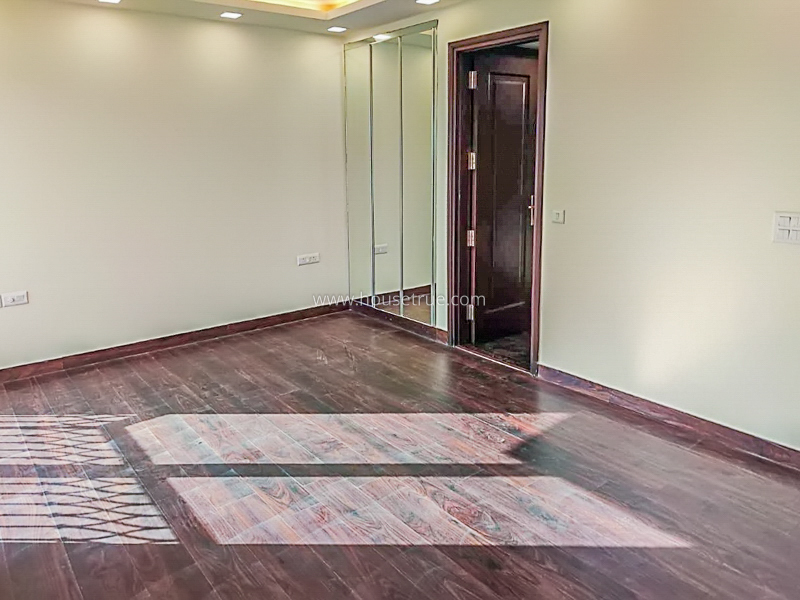 4 BHK Builder Floor For Rent in Safdarjung Enclave