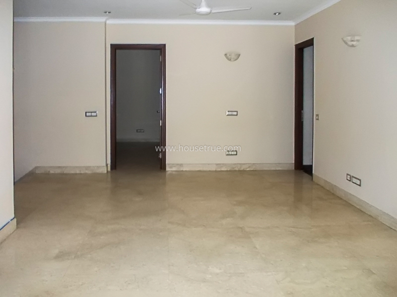 5 BHK Triplex Property For Rent in West End Colony