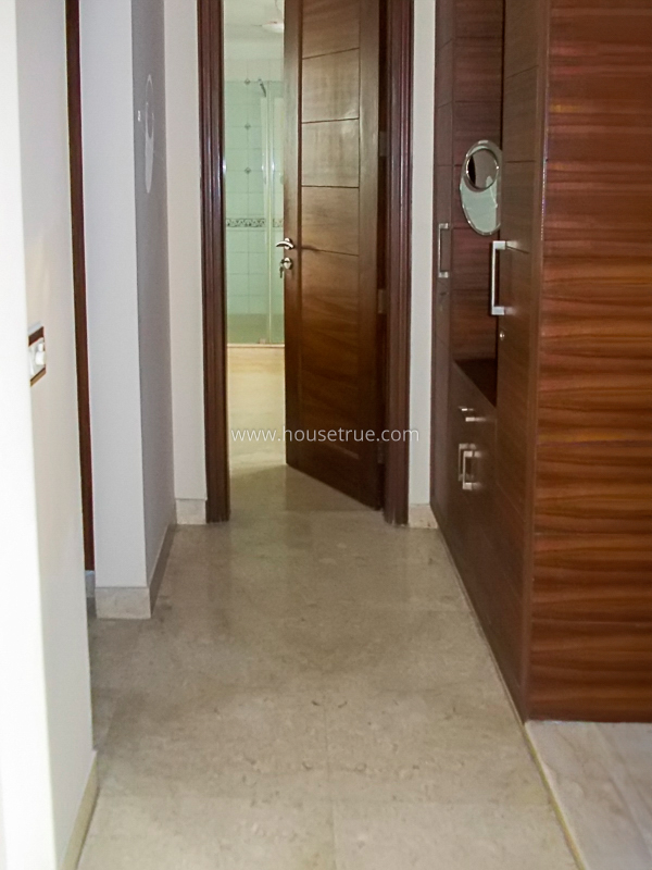 5 BHK Triplex Property For Rent in West End Colony