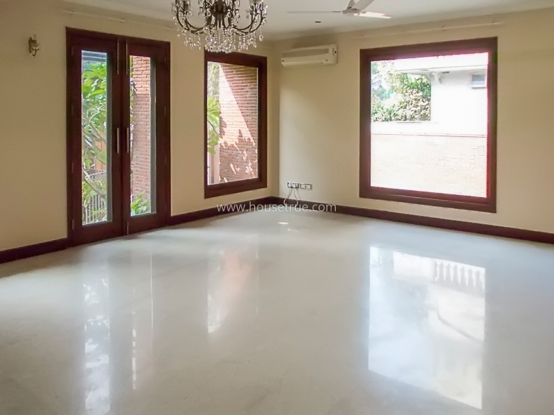 5 BHK Triplex Property For Rent in West End Colony
