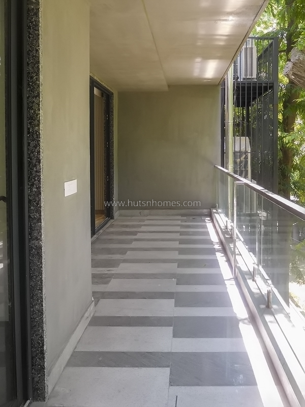 4 BHK Builder Floor For Rent in West End Colony