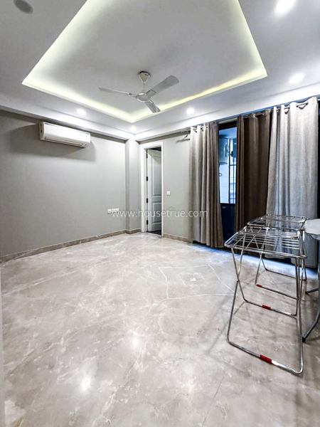 3 BHK Flat For Rent in Defence Colony